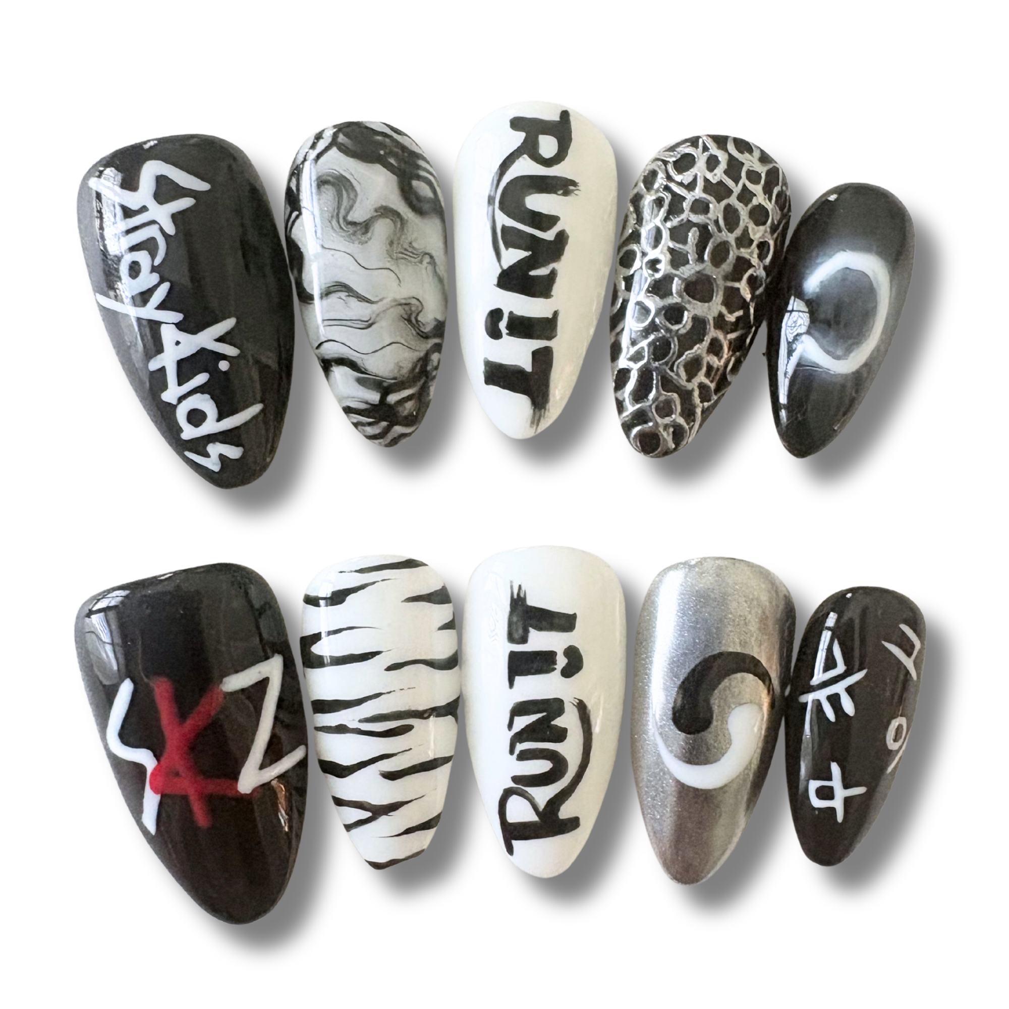 Stray Kids "RUN IT" Nails