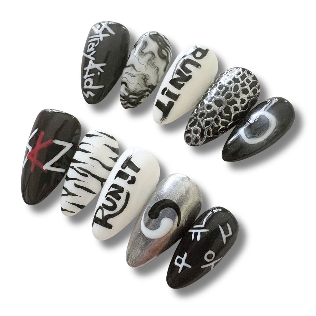 Stray Kids "RUN IT" Nails